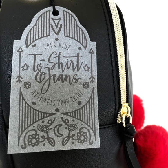 T-Shirt & Jeans Backpack with Faux Fur Cherries - Picture 6 of 7